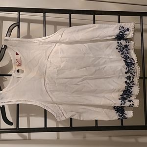 NWOT white embroidery tank